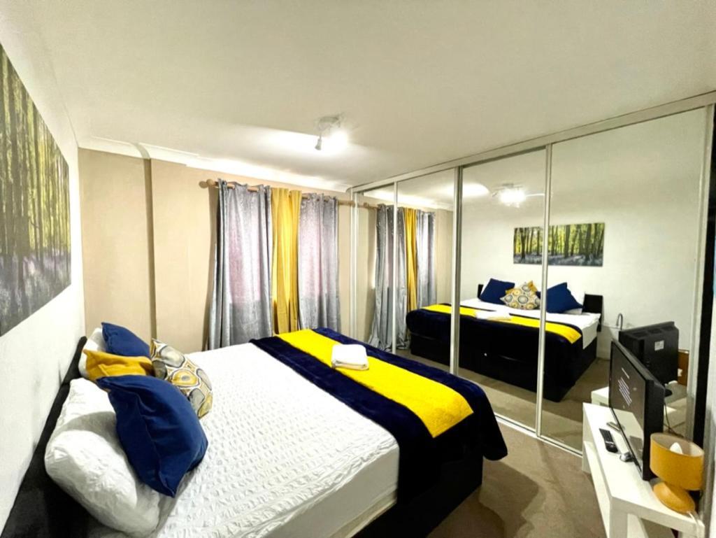 2 Bedrooms Modern Central London Apartment, Full Kitchen, 5 Minutes Tube Station Buitenkant foto