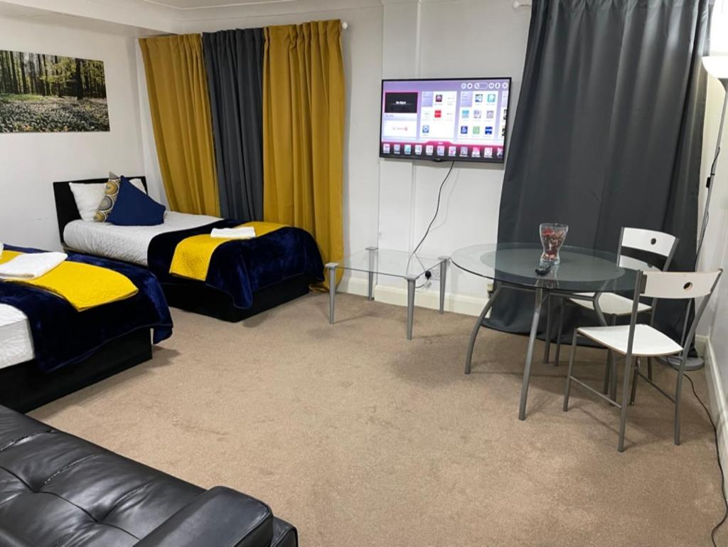 2 Bedrooms Modern Central London Apartment, Full Kitchen, 5 Minutes Tube Station Buitenkant foto